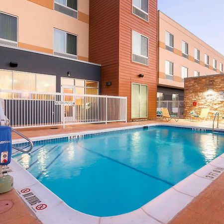 Fairfield Inn & Suites By Marriott Pleasanton Exterior foto