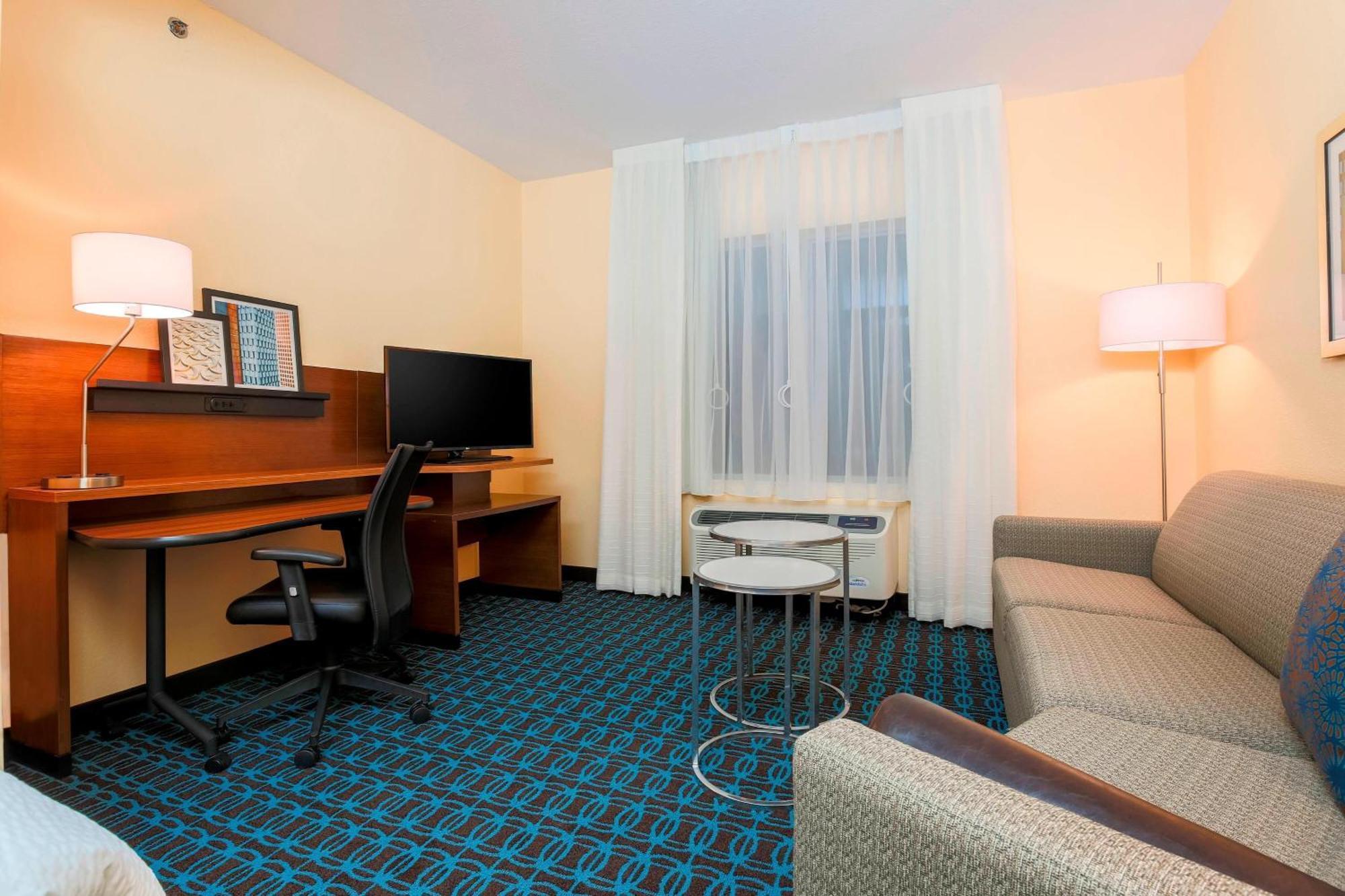 Fairfield Inn & Suites By Marriott Pleasanton Exterior foto