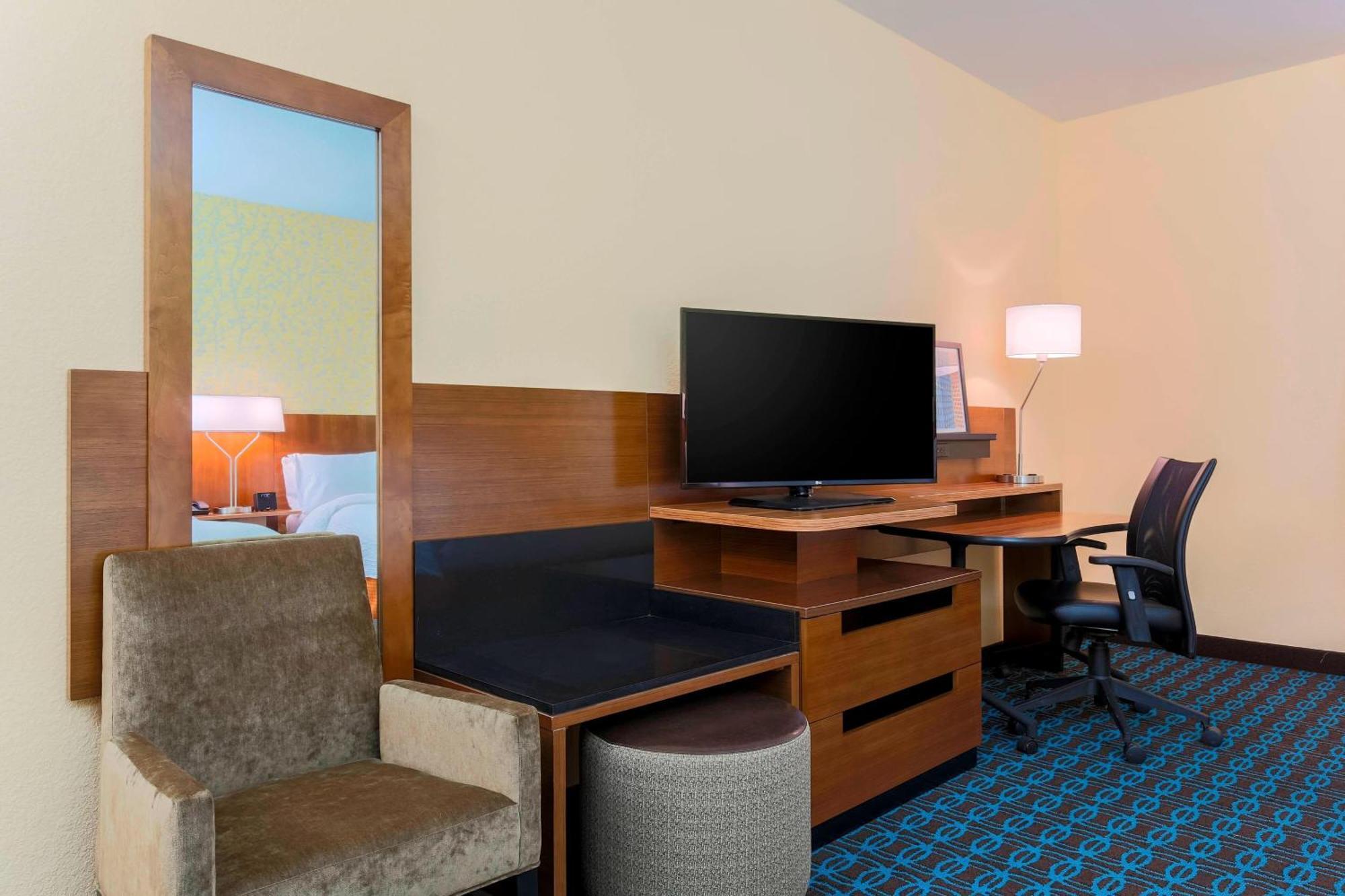Fairfield Inn & Suites By Marriott Pleasanton Exterior foto